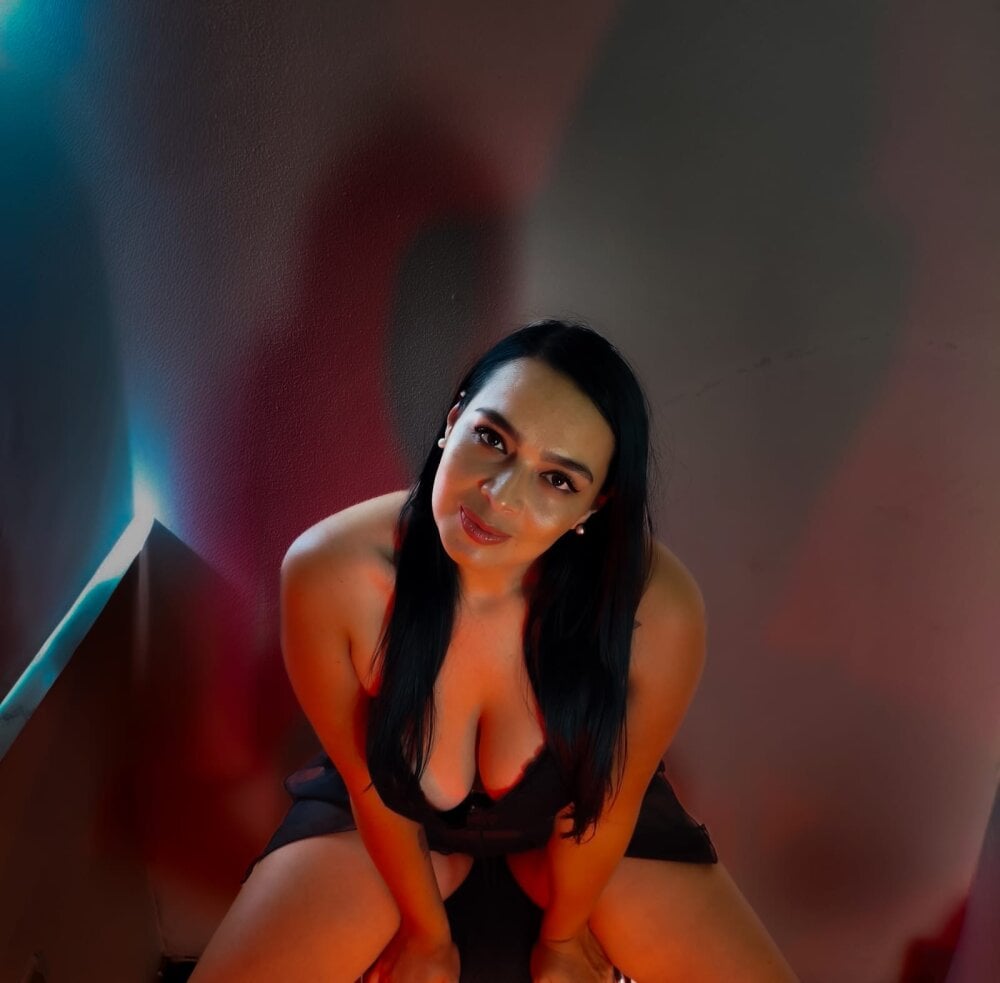 iluvcams.com kaelarose livesex profile in coolest-place-on-earth cams