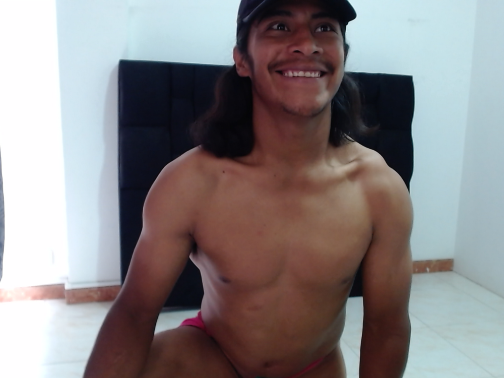 davidatration15 live cam model at StripChat