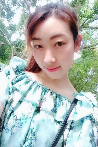 hi-boy888 from stripchat
