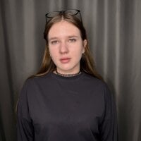 ArlineFarone's webcam live show