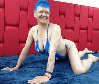 Loquitaqueen011 - Stripchat Girl 