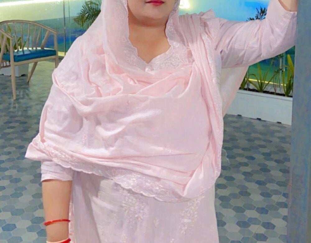 cute-malini from stripchat