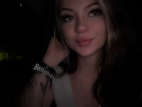 alexialuvv's Offline XXX Chat