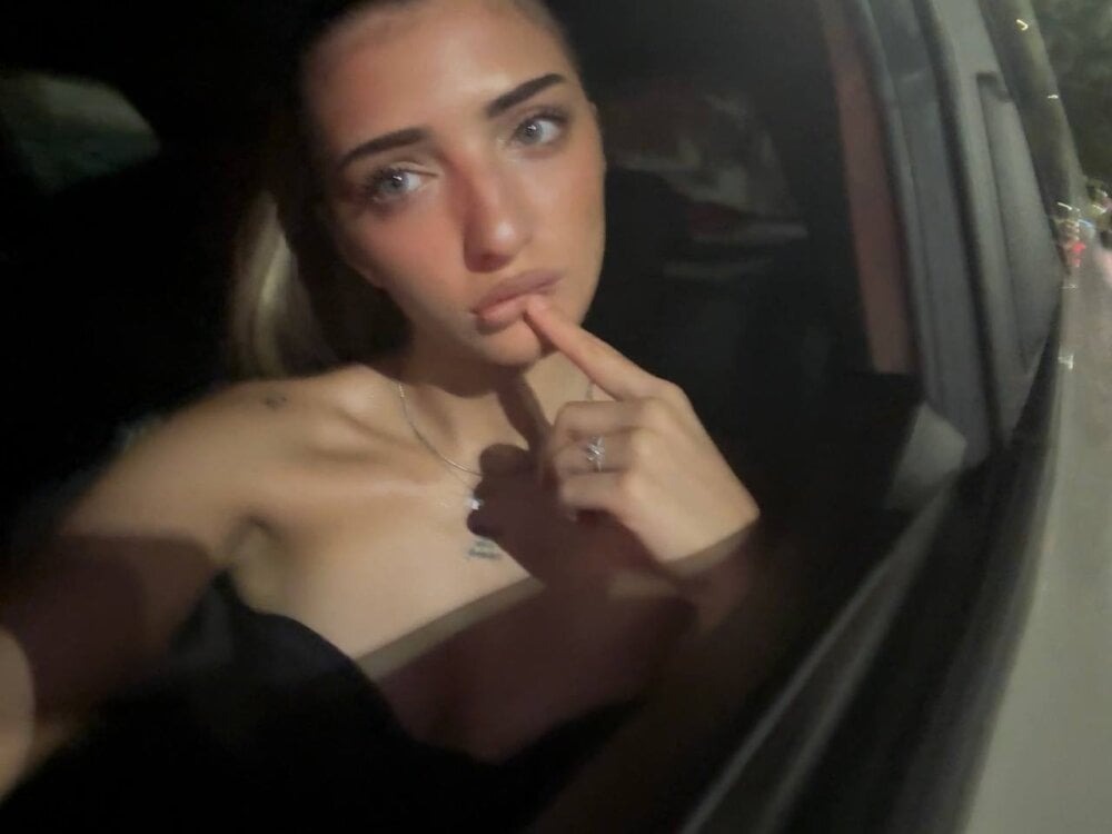 EmmaKrossX profile