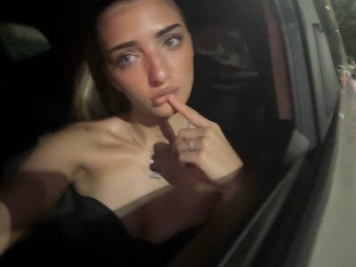 EmmaKrossX