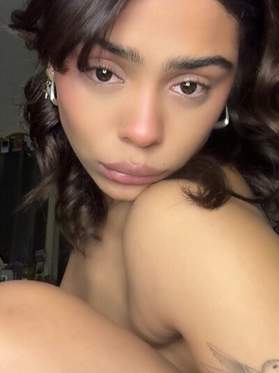 Lovelylayy