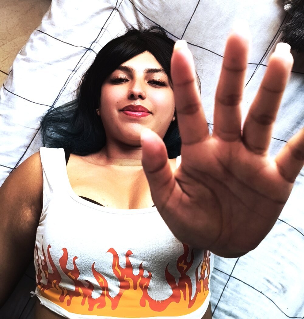 luna_soff from stripchat