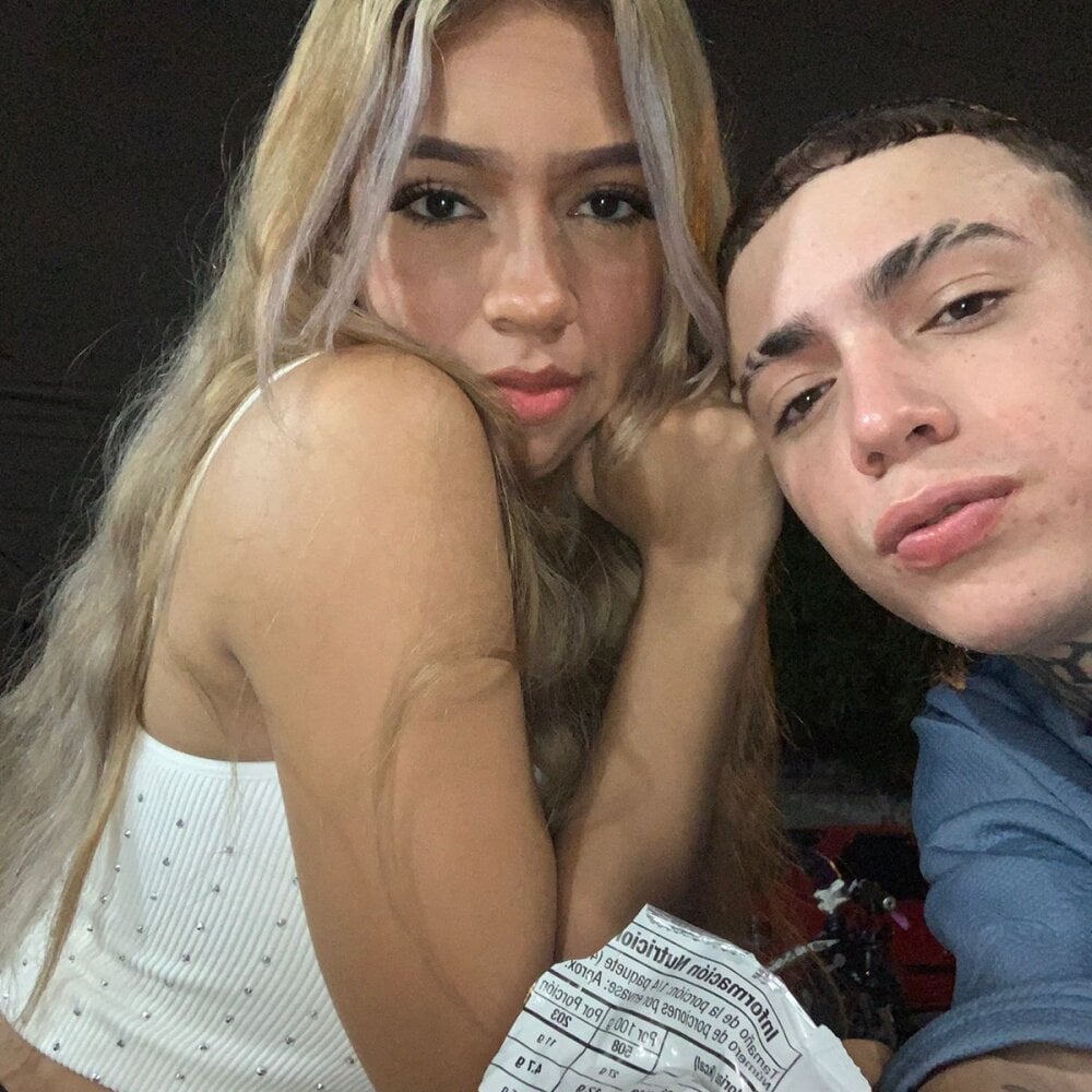 IceCumHot's Offline XXX Chat