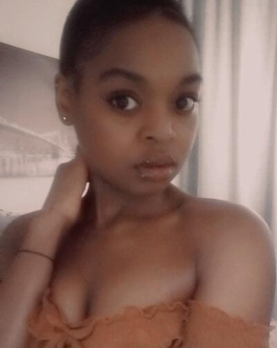 BabyBarbee - small tits ebony