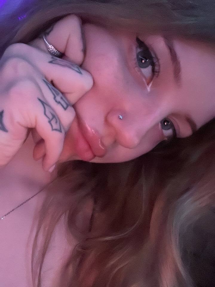 mimi_bape from stripchat