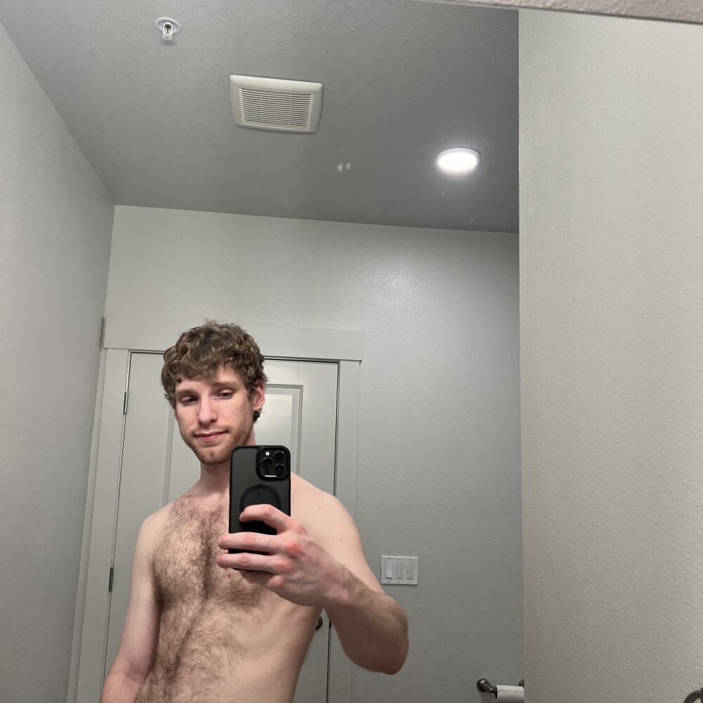 BlueEyedTallGuy94's Offline XXX Chat