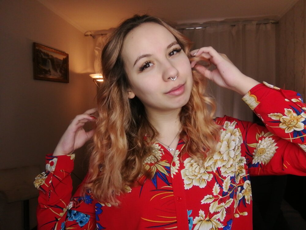 Live sex webcam photo for JasmineMilko #289988703