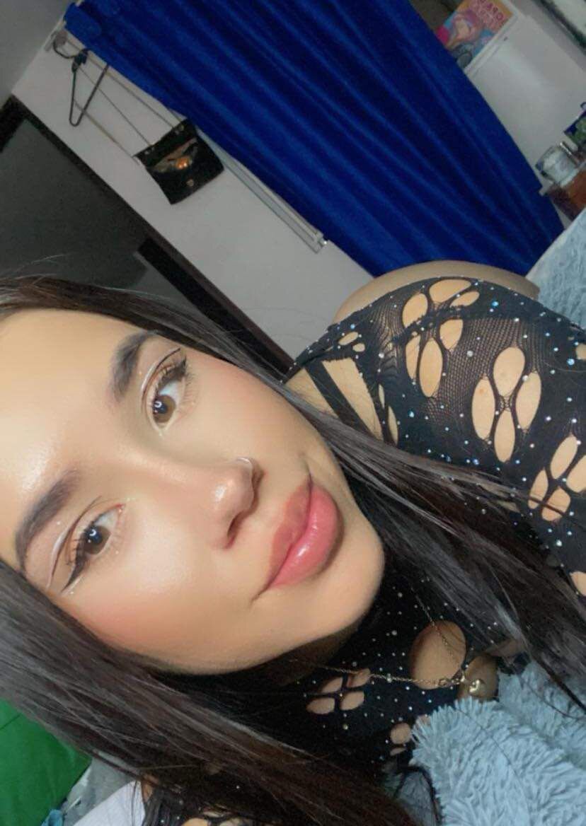 nicolette_sub