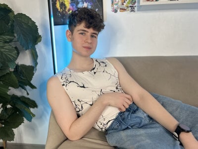 BRUCE_TOUCH - Stripchat Pov Cam2cam Dirtytalk Boy 