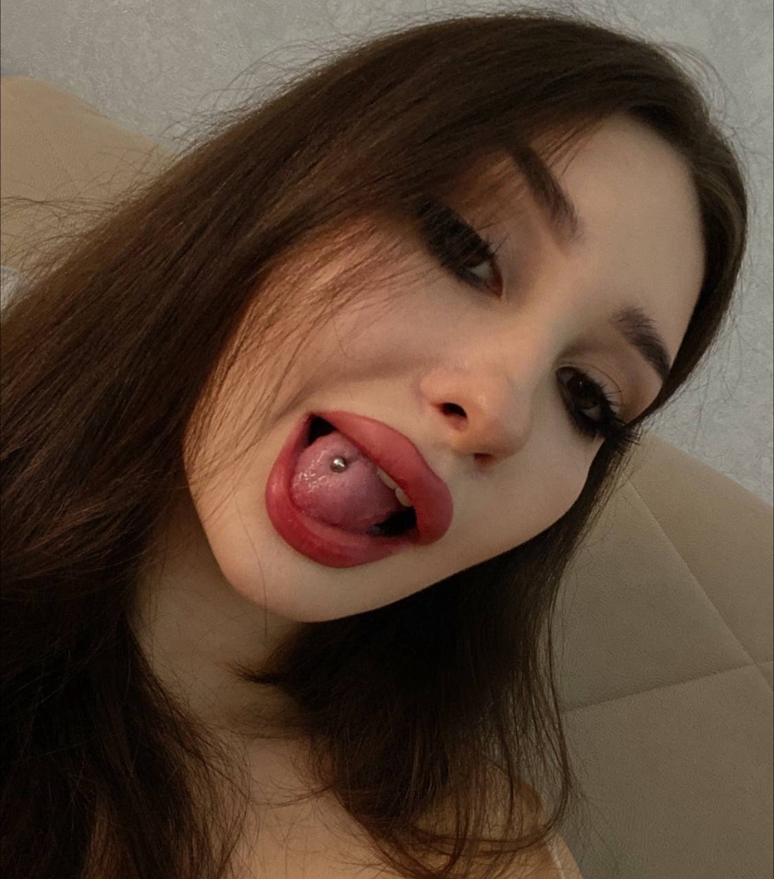 Rochelle_Hale