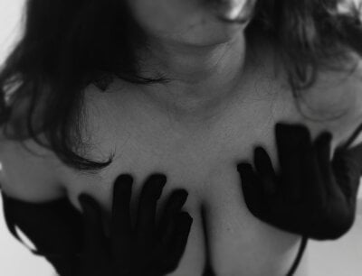 Gulaboo100 on StripChat