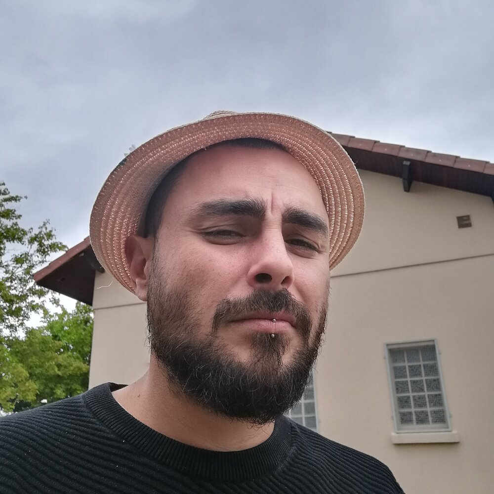 Adeptedufist profile