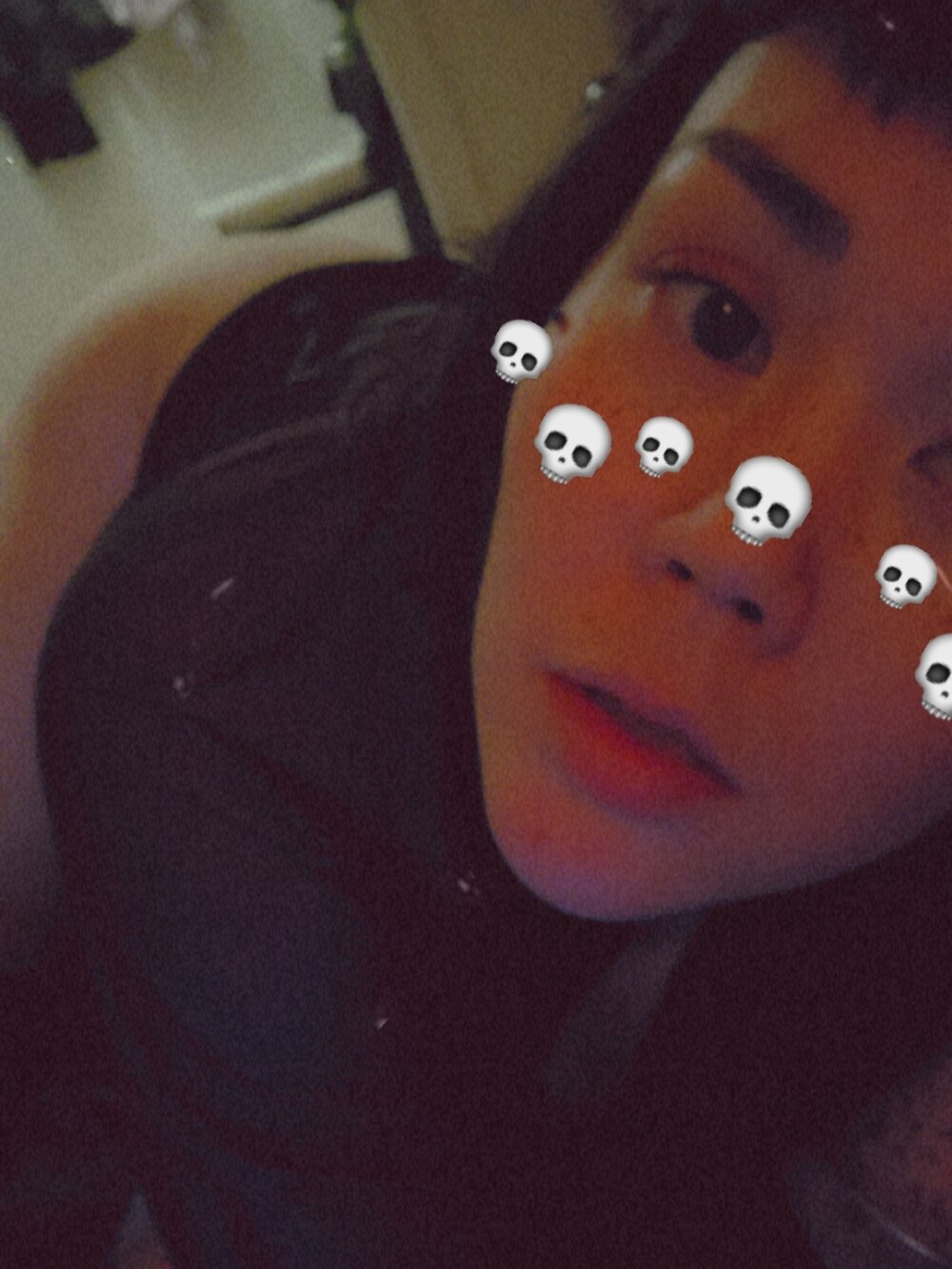 thathoeinto's Offline XXX Chat