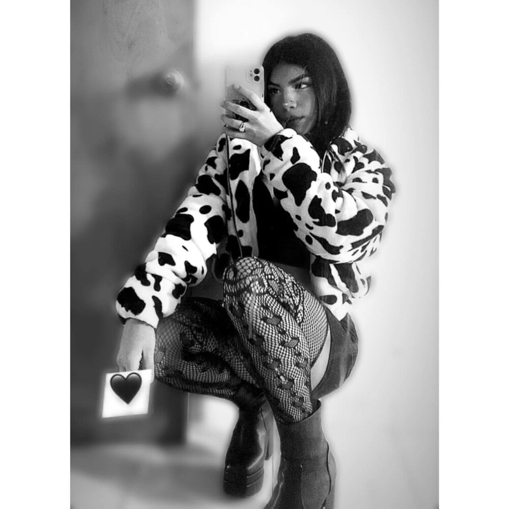 margy_duque88 webcam profile - Dominican