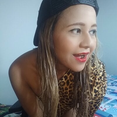 Lxunax - Stripchat Girl 