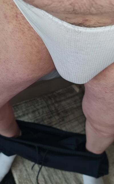 Nud4fun Male Bisexual Live Webcam Strip