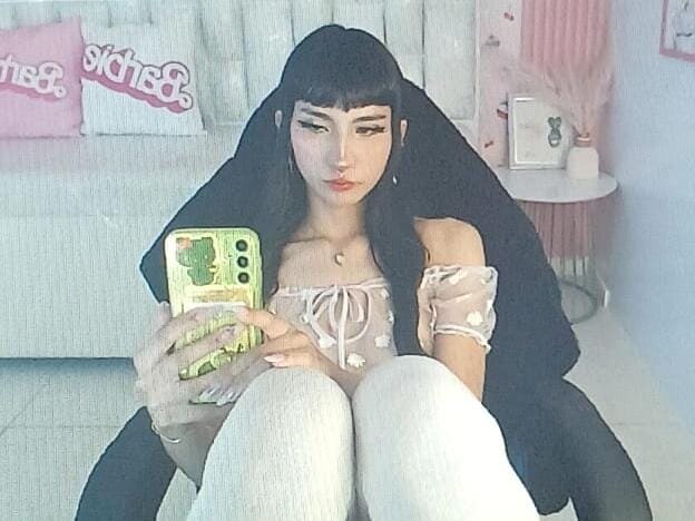 nahomi_gyal profile