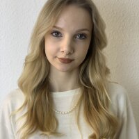 CarrieHalI's Offline Chat Room