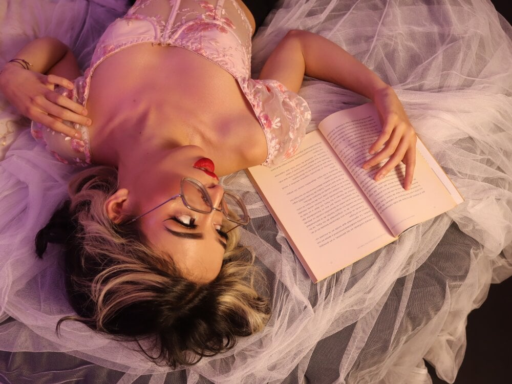 Emilia_Bons profile