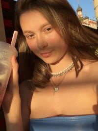 Maxiboobs' Offline Chat Room