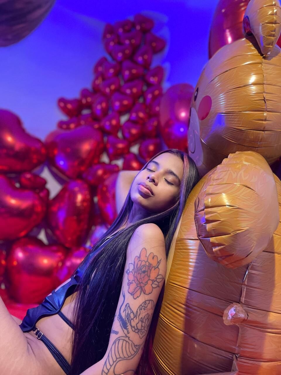 cute_ebony_23