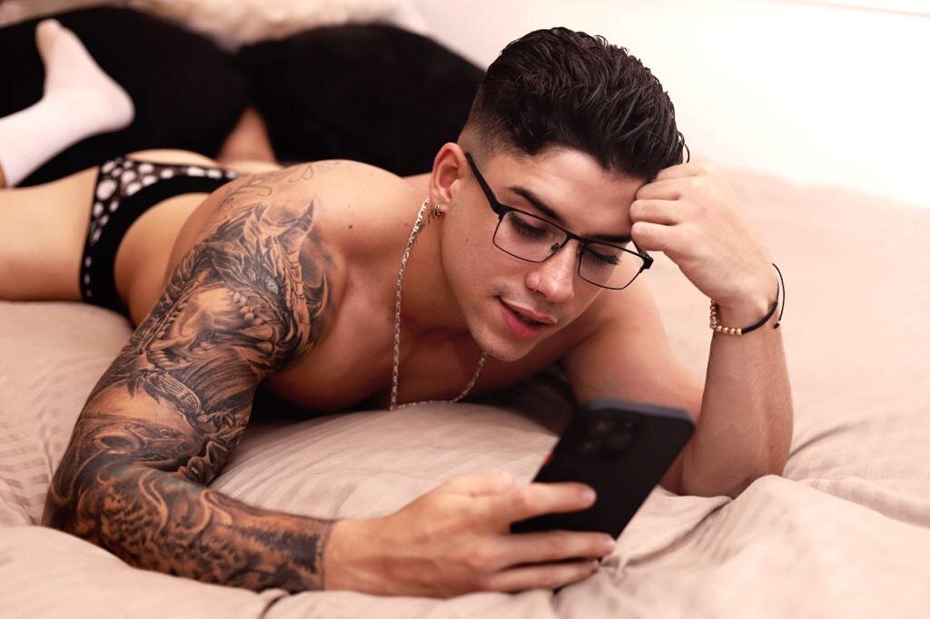 Mike_montoya1