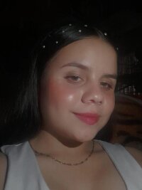adriana_horny_'s Offline Chat Room