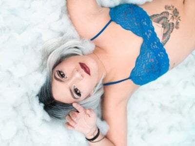 pornos.live ViolettaHarrys livesex profile in lesbian cams
