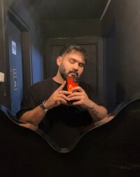 yokartikyuhbe's webcam live show