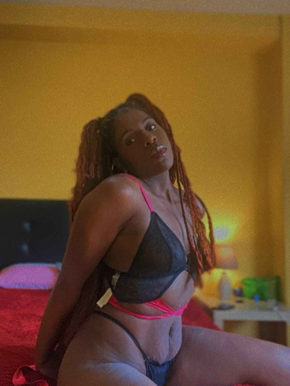 Live sex webcam photo for amhorhe #290530569