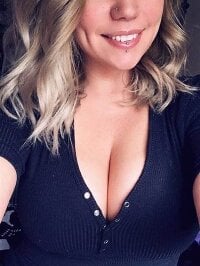 Shalini657's Offline Chat Room