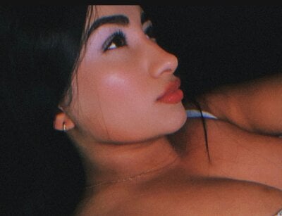 Zara_Sparkle - Stripchat Glamour Lovense Blowjob Girl 
