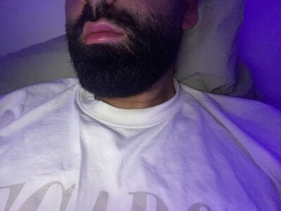 Bignasthairy Male Cockrating Strip Cam