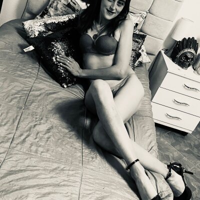 cosita_48 from stripchat