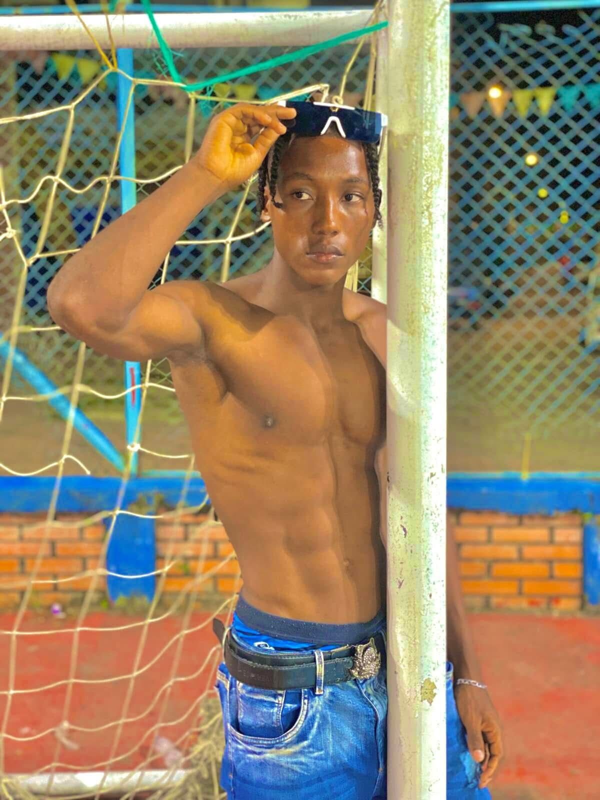 arnua_blak