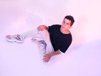 Noah_Greenhart's webcam live show