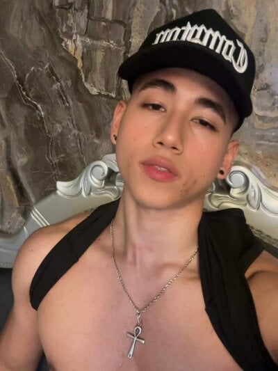 Draven_Marceaux Male Bigcocks Free Cam Strip