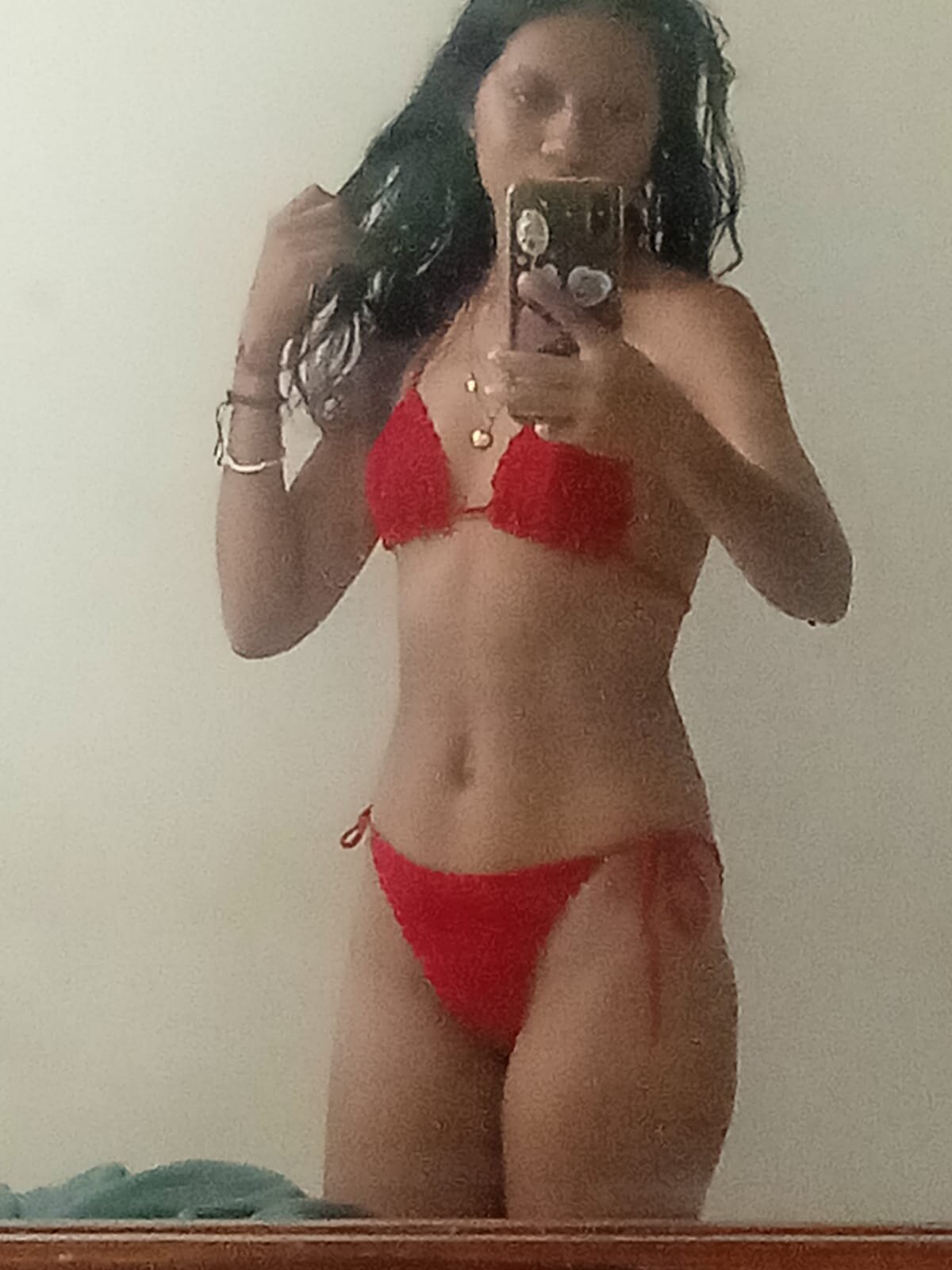 MonnicaBelucci