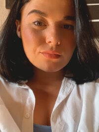 BestAmalia000's Offline Chat Room