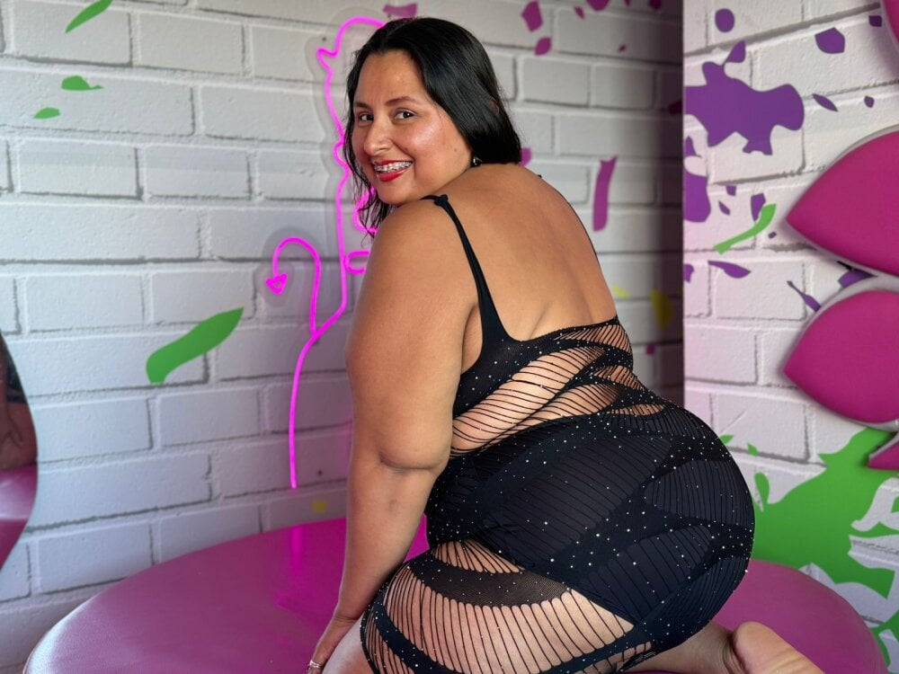 BBW_CINDY