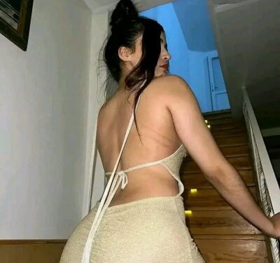 LINA-ARABi private show