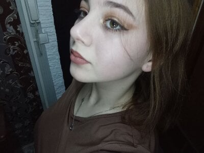 Judi_fly - Stripchat Teen Lovense Blowjob Couple 
