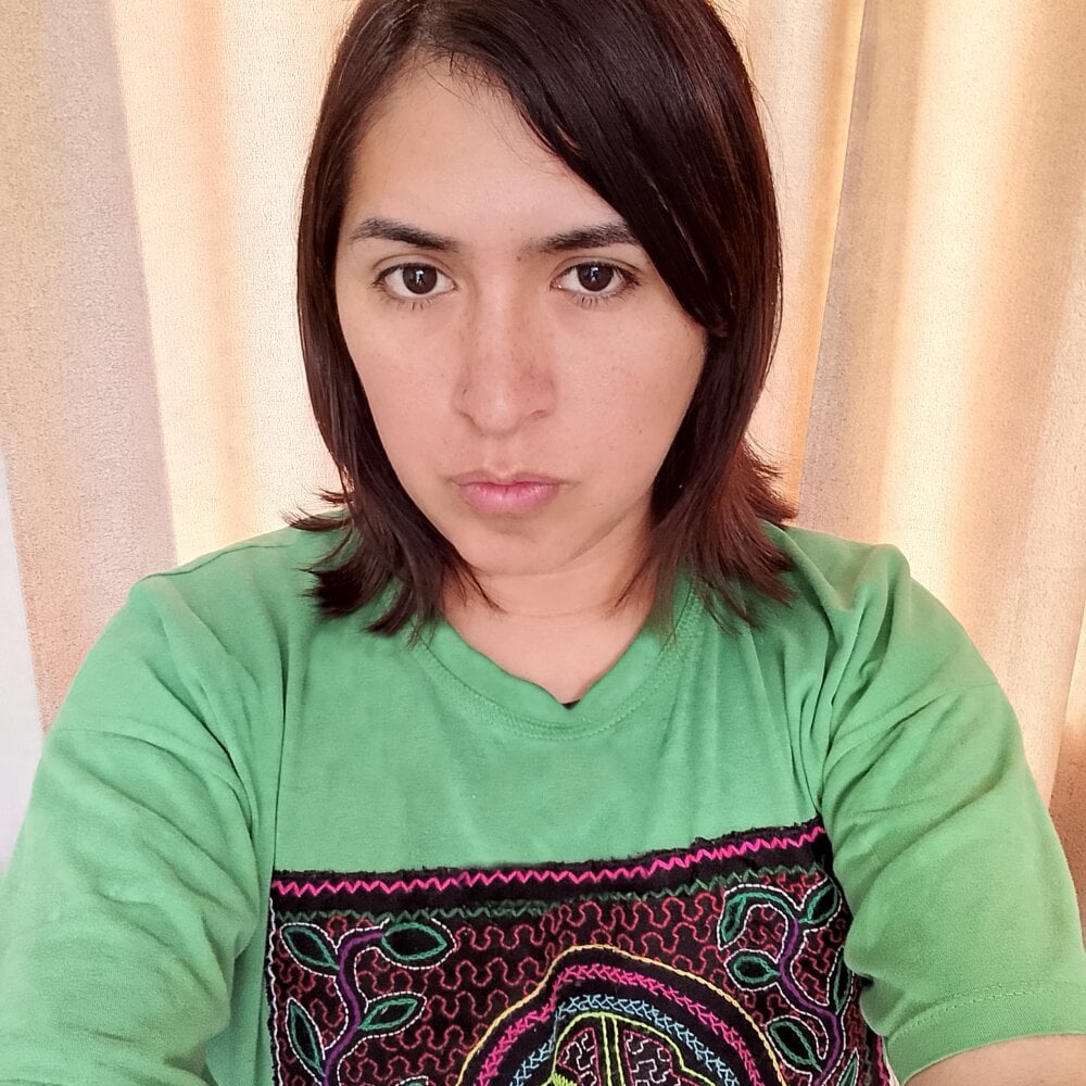 Eide-26's Offline XXX Chat