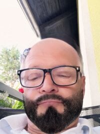 velikifant7's webcam live show