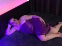 Yourhousewife_'s Offline XXX Chat